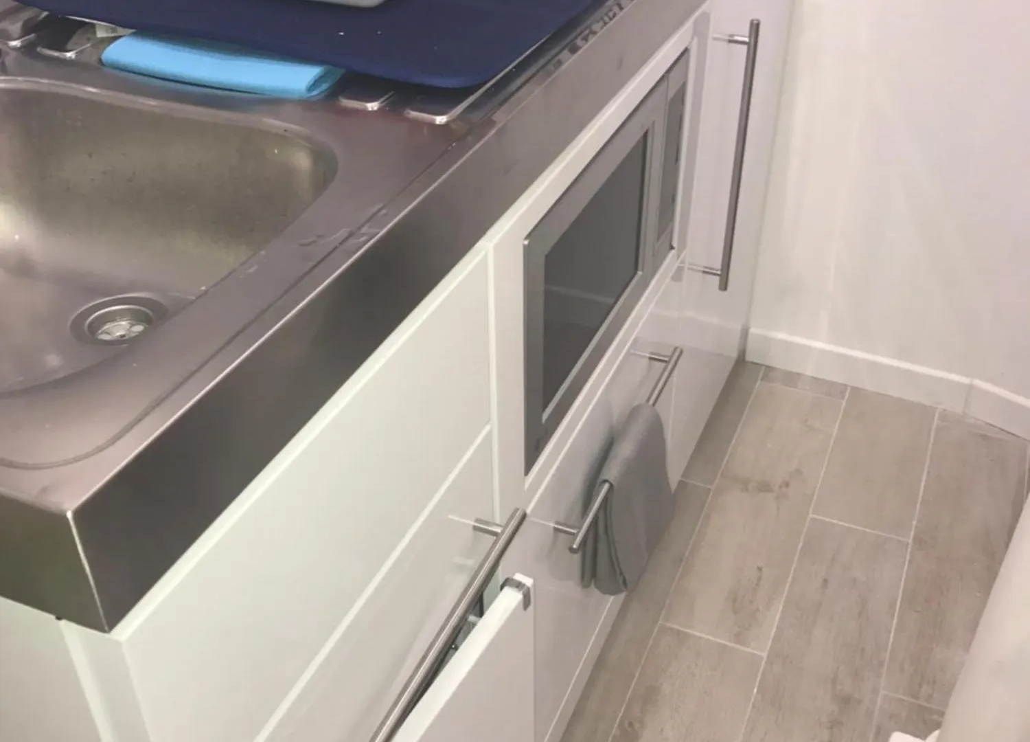 Apartment Superb Tiny House In Heart Of 1st! Paris