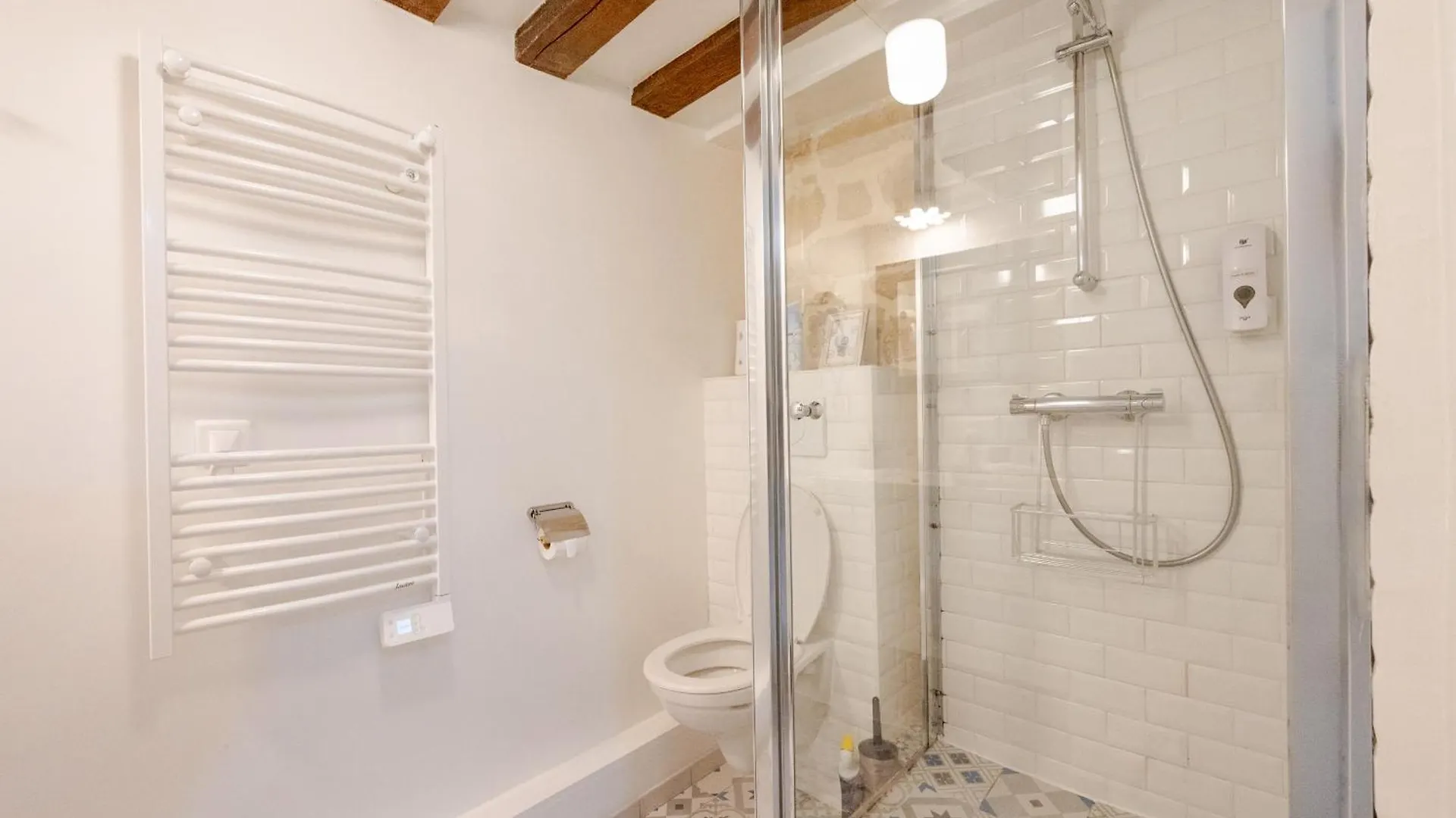 Superb Tiny House In Heart Of 1st! *